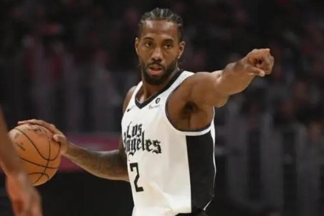 罗马诺：莱万不在迈阿密国际2026年的引援候选名单中（罗马诺：莱万未列入迈阿密国际2026年引援名单）