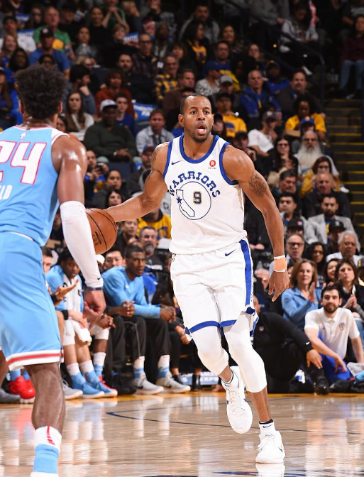 姆巴佩已完成职业生涯400球，为最年轻达成此成就球员（姆巴佩完成生涯400球，成为史上最年轻达成者）