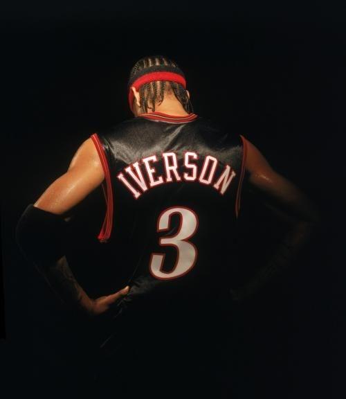 半场战报：莱万特0-2毕尔巴鄂竞技，尼科-威廉斯建功，罗伯特-纳瓦罗破门（半场快讯：毕尔巴鄂竞技2-0领先莱万特，尼科-威廉斯与罗伯特-纳瓦罗先后进球）