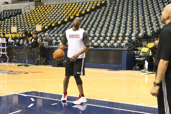 自2021年11月以来，蓝军首次英超客场三连胜且零封对手（蓝军自2021年11月以来首次在英超客场实现三连胜并保持零失球）