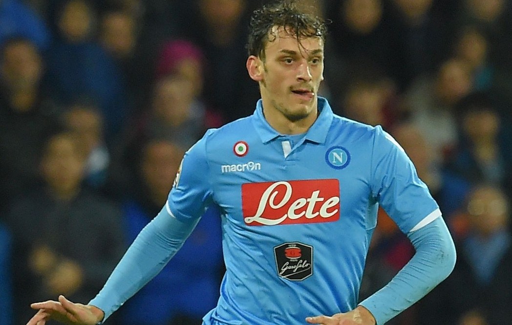 记者：切尔西引进哈托的转会费为4300万欧元，并包含转会分成（记者称：切尔西以4300万欧拿下哈托，附带二次转会分成条款）