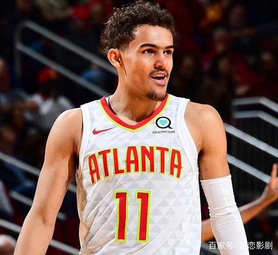 本赛季意甲首胜！紫百合狂胜继续排名垫底，能否就此反弹？（紫百合迎来赛季意甲首胜，大胜仍居榜尾，能否借势反弹？）