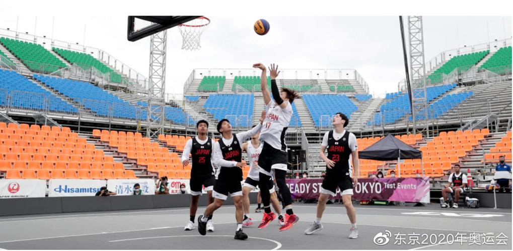 足球欧联杯精彩倒钩破门当选本周最佳进球（欧联杯惊艳倒钩破门获评本周最佳进球）