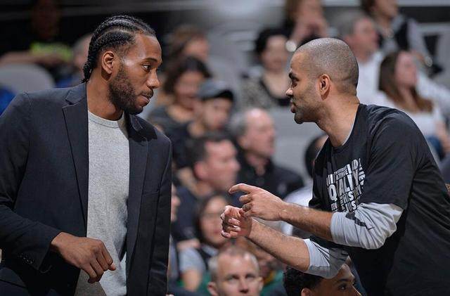 队报：巴黎在考虑引进一名右路后防多面手，有意埃里克-加西亚（队报：巴黎瞄准右路防线多面手，目标埃里克-加西亚）