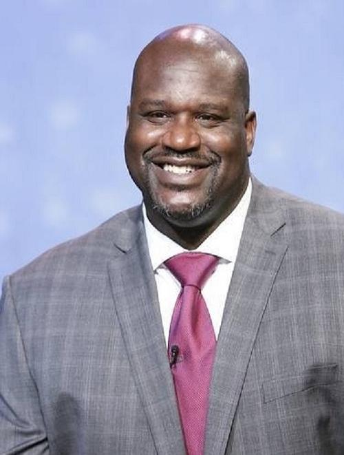 战巴萨贡献2球1助，布鲁日前锋福布斯当选欧冠全场最佳球员（欧冠战巴萨梅开二度并送助攻，布鲁日前锋福布斯荣膺全场最佳）